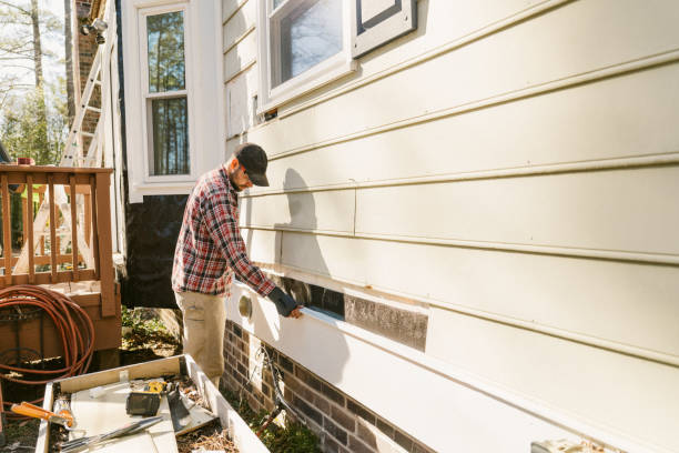 Trusted Storm Damage Siding Repair service in Centerburg, OH - Creative Siding